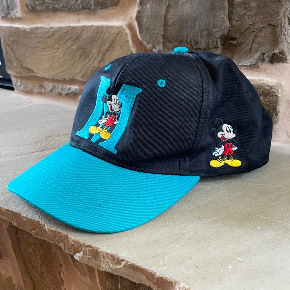 ⚡️VINTAGE⚡️ retro Mickey Mouse Hat